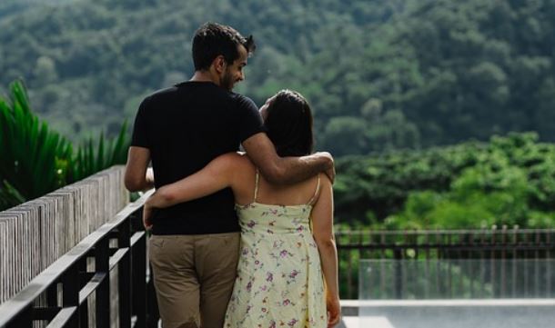 Things to know when dating a short girl